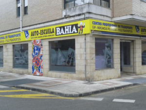 Avda. España 1, Corrales de Buelna